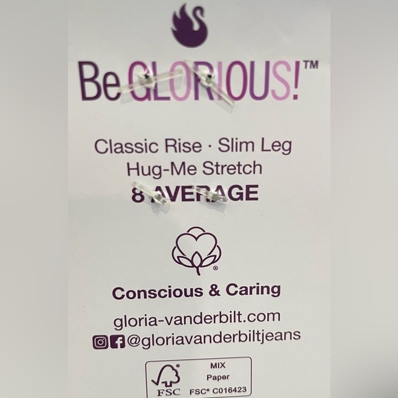 NWT Gloria Vanderbilt Amanda Black Corduroy Velvet Jeans Women Slim Leg
Size 8 - Picture 6 of 9